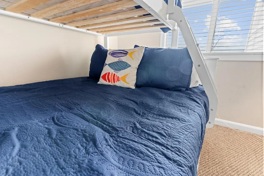 Bayfront Condo On 22Nd St With Sunset Views, Balcony & Near Boardwalk Fun Ocean City Holiday home